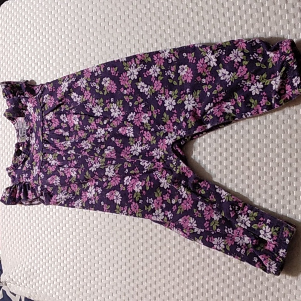 Bundles Baby Place Floral Cap Sleeve Romper - Size 6-9 months